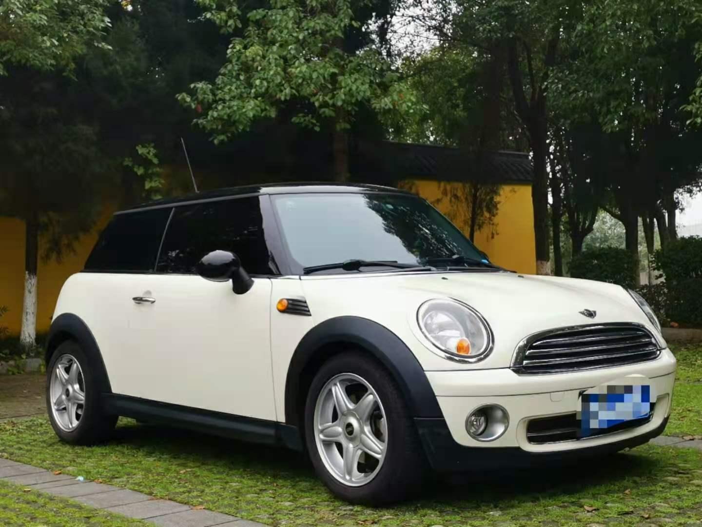 10年差個(gè)月的寶馬mini，1.6自動(dòng)，六萬公里實(shí)表